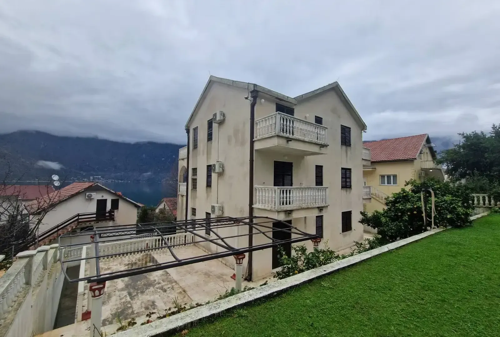 Prodaja, kuća, 461m², Kotor, Crna Gora
