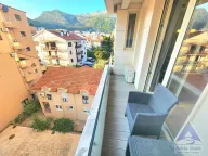 Izdavanje, jednosoban stan, 49m², Centar, Budva - image 13