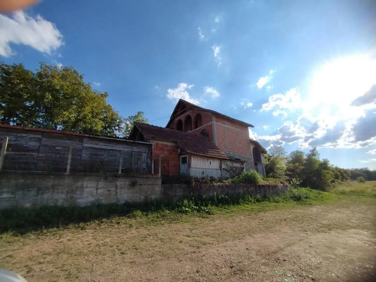 Prodaja, kuća, 200m², Trnava, Jagodina