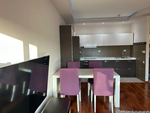 Izdavanje, jednosoban stan, 53m², City Kvart, Podgorica - image 11