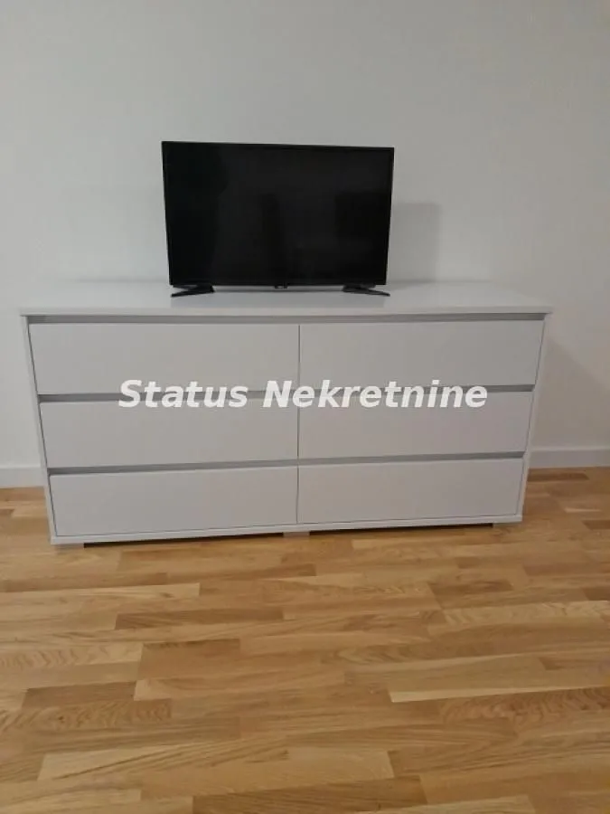Izdavanje, dvosoban stan, 43m², Podbara, Novi Sad Sve Podlokacije