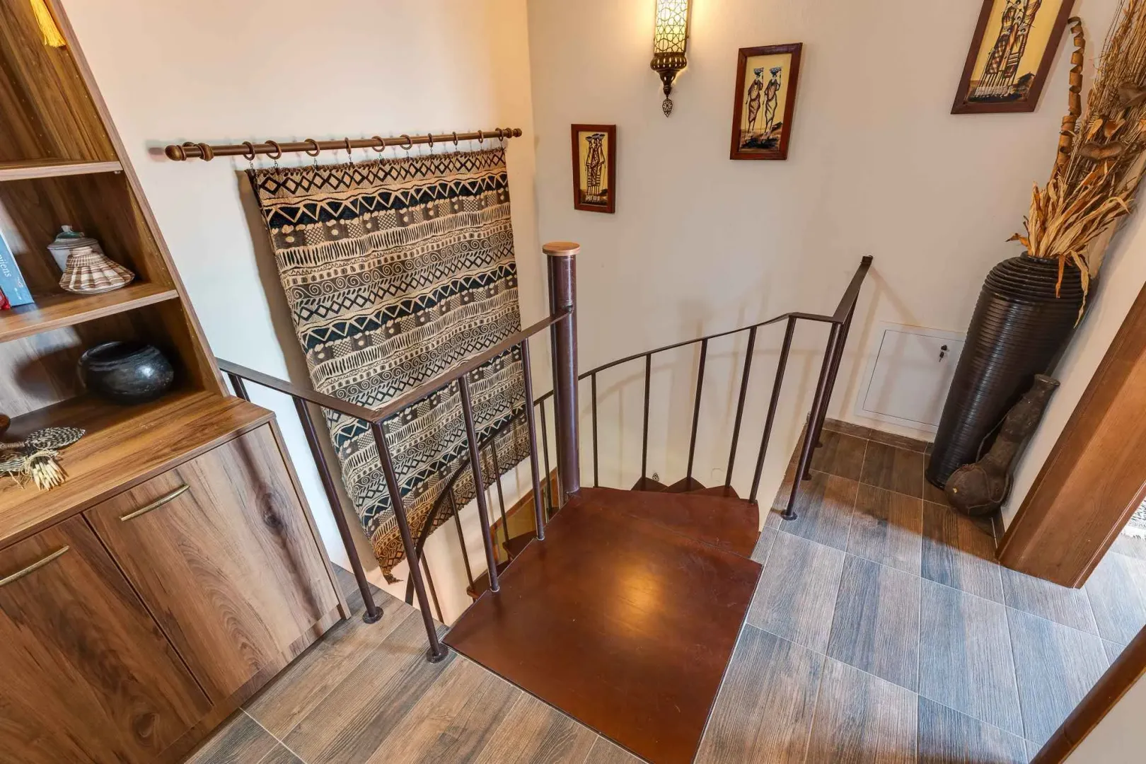 Prodaja, kuća, 180m², Bar, Crna Gora
