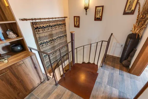 Prodaja, kuća, 180m², Bar, Crna Gora - image 9