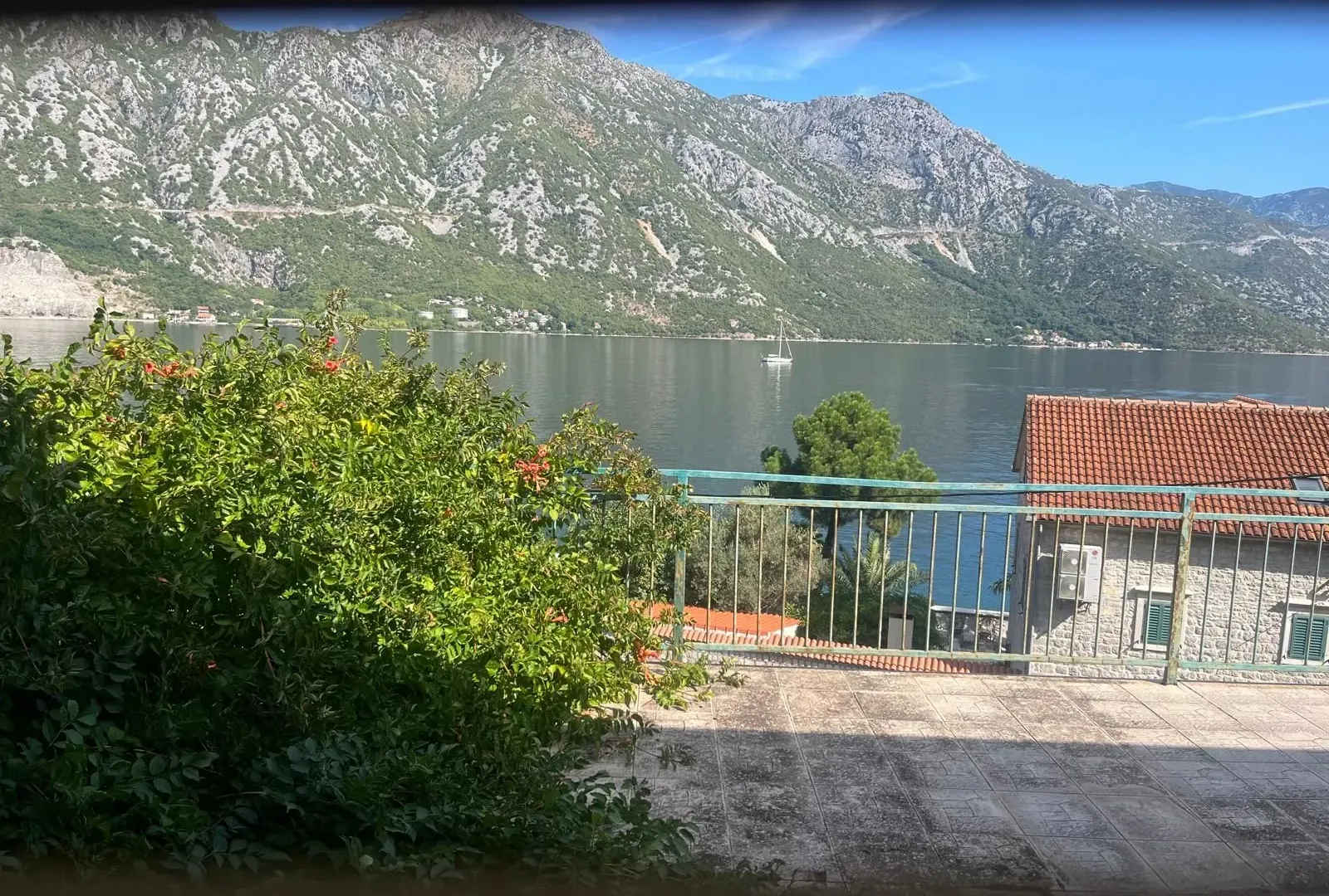 Prodaja, kuća, 200m², Kostanjica, Kotor