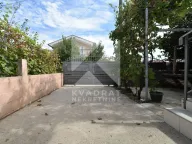 Izdavanje, dvosoban stan, 92m², Zlatica, Podgorica - image 11