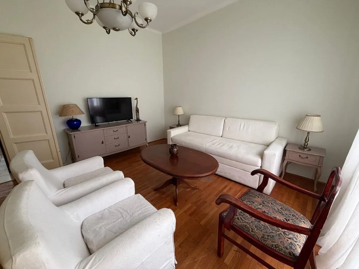 Rent, two bedroom apartment, 80m², Dorćol Sve Podlokacije, Beograd