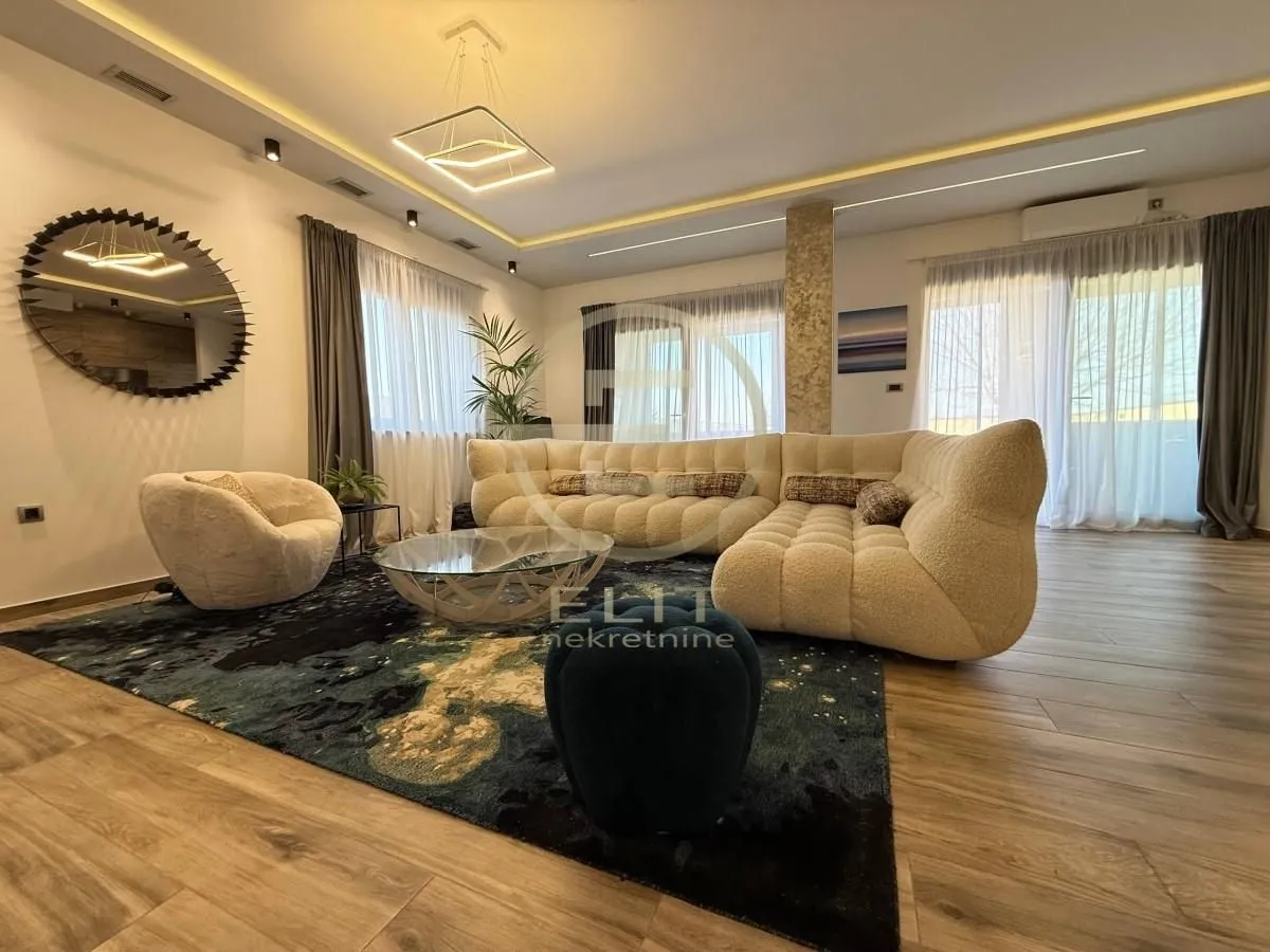 Prodaja, kuća, 165m², Petrovaradin, Novi Sad