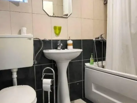 Rent, two bedroom apartment, 64m², Podmaine, Budva - image 8