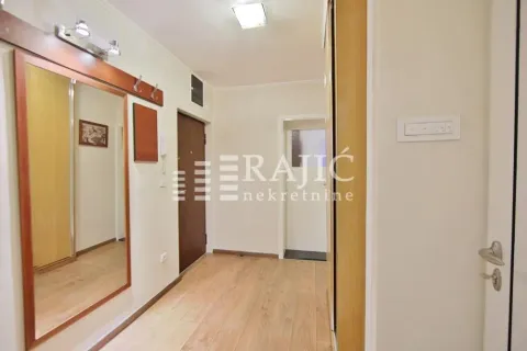 Prodaja, dvosoban stan, 60m², Stari Grad, Beograd - image 10