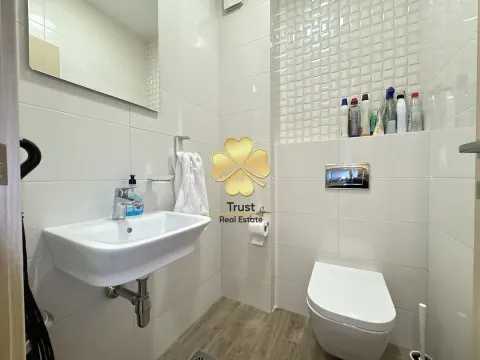 Izdavanje, dvosoban stan, 75m², City Kvart, Podgorica - image 14