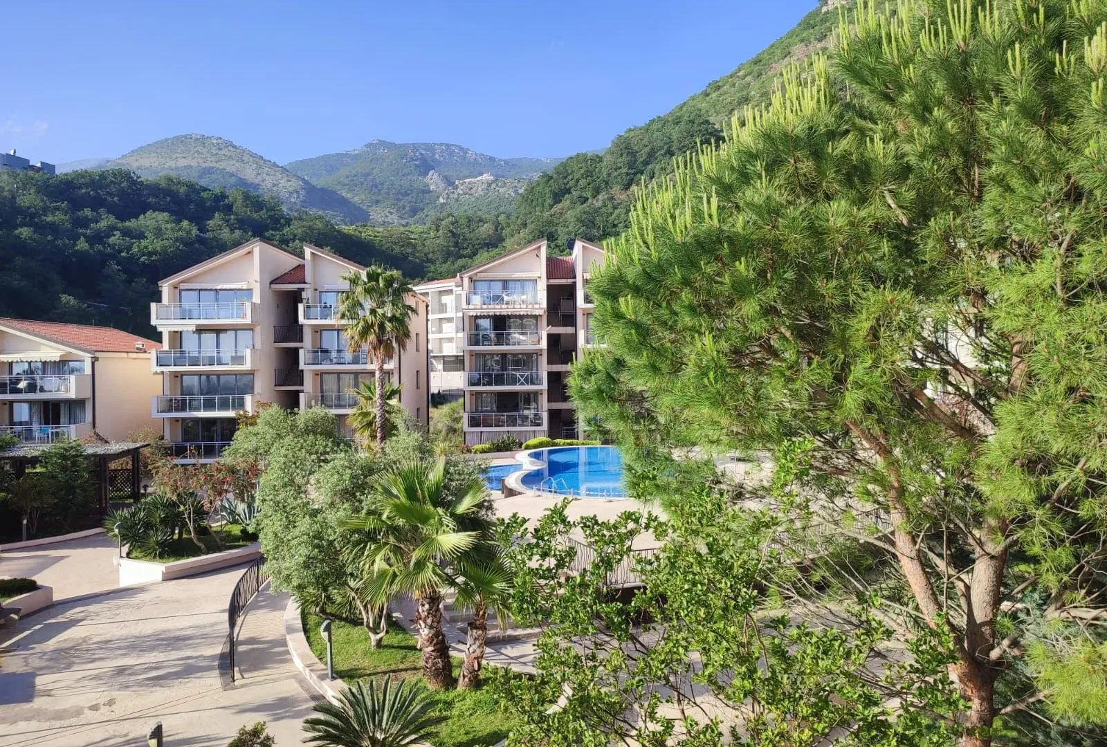 Prodaja, jednosoban stan, 66m², Petrovac, Budva