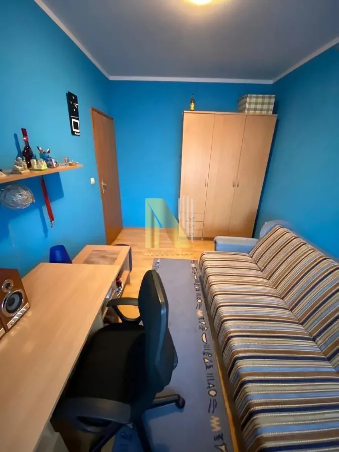 Prodaja, kuća, 272m², Kać, Novi Sad Sve Podlokacije