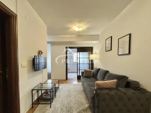 Izdavanje, jednosoban stan, 35m², City Kvart, Podgorica