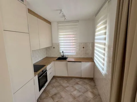 Sale, three bedroom apartment, 79m², Lastva Grbaljska, Kotor - image 2