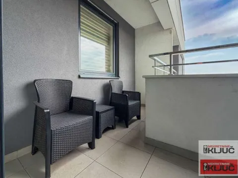 Izdavanje, jednosoban stan, 46m², Bulevar Oslobodjenja, Novi Sad Sve Podlokacije - image 13