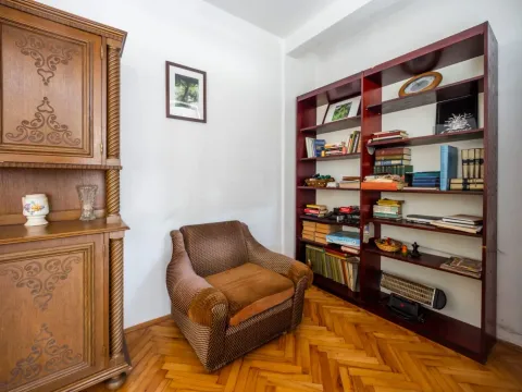Prodaja, dvosoban stan, 69m², Centar, Cetinje - image 2