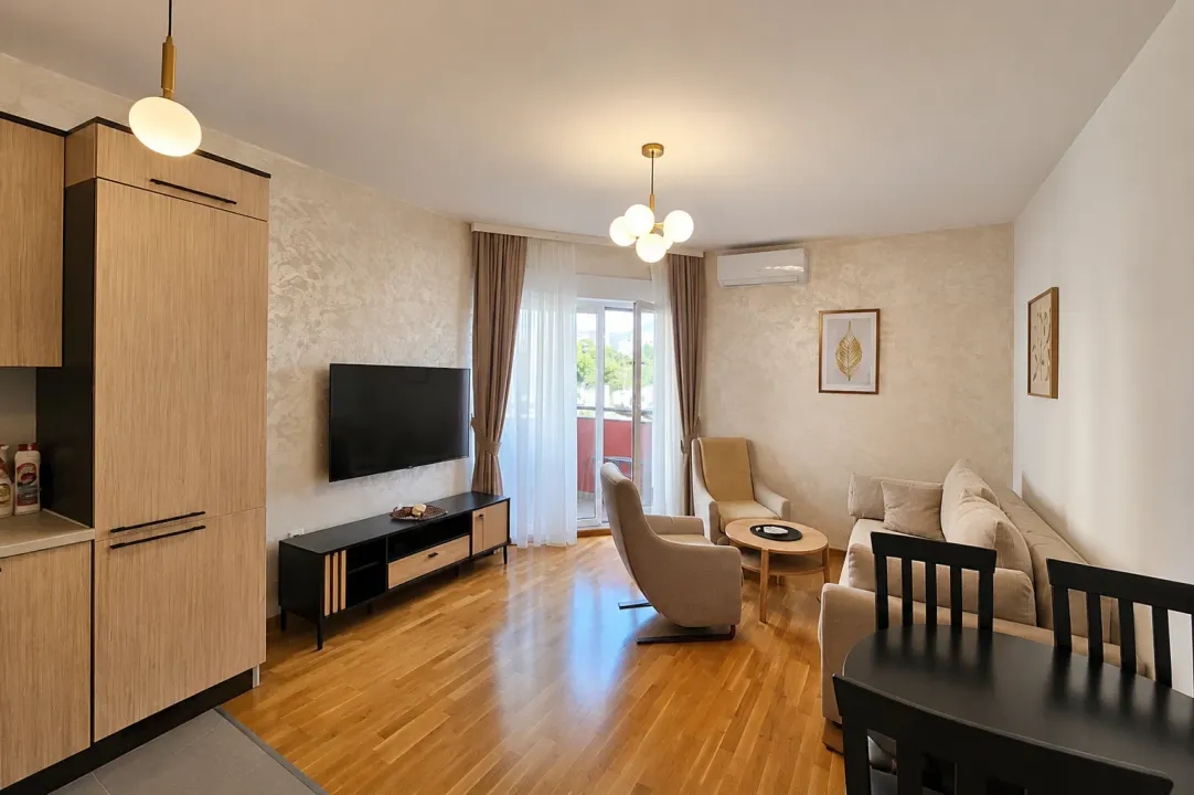Rent, two bedroom apartment, 65m², Pobrežje, Podgorica
