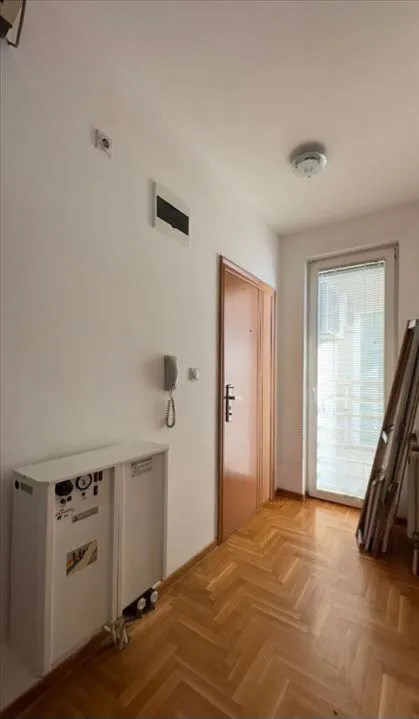 Rent, one bedroom apartment, 39m², Denkova Basta, Zvezdara Sve Podlokacije