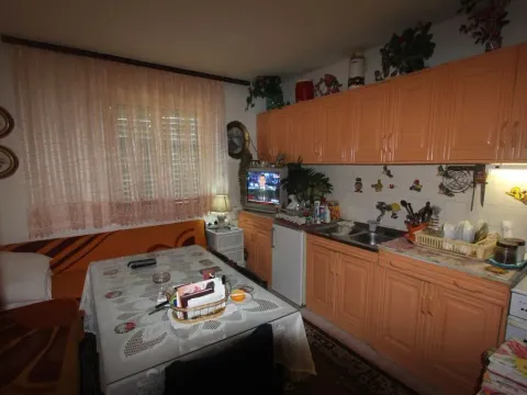 Prodaja, kuća, 160m², Radovići, Tivat - image 2