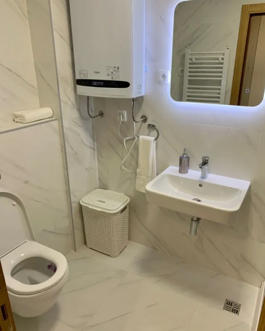 Izdavanje, jednosoban stan, 48m², New City, Podgorica