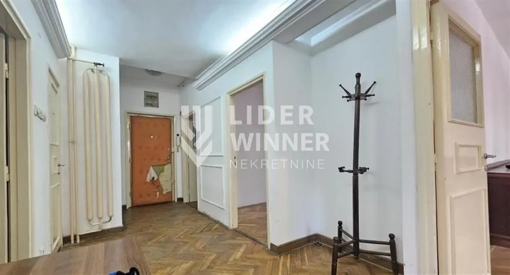 Sale, three bedroom apartment, 89m², Stari Grad, Beograd