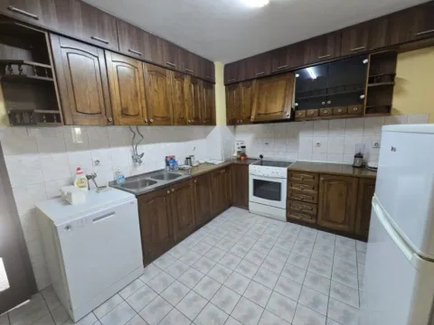 Izdavanje, kuća, 250m², Zabjelo, Podgorica - image 6