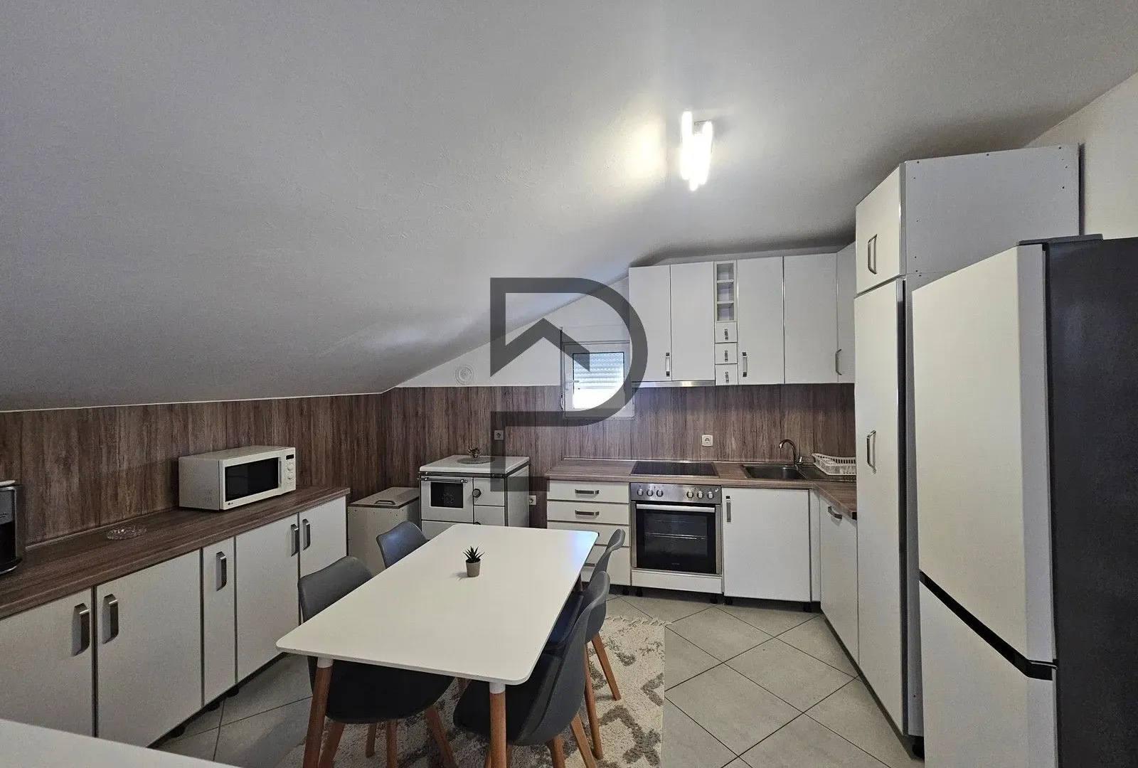 Sale, house, 200m², Podgorica, Crna Gora