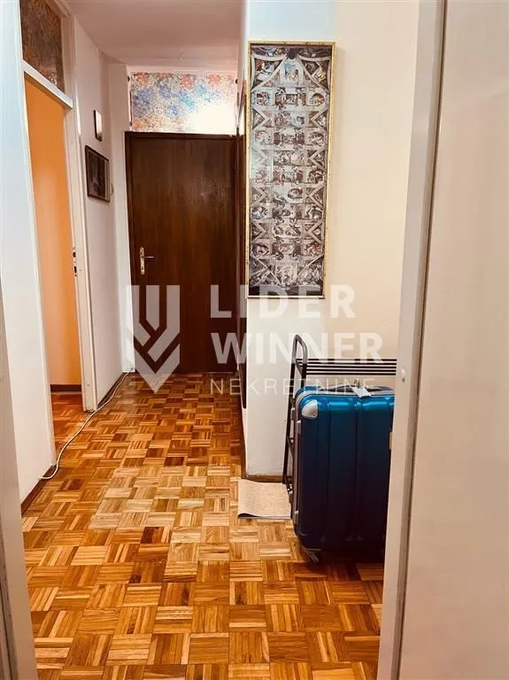 Prodaja, trosoban stan, 101m², Žarkovo, Beograd