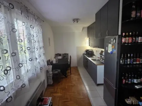 Prodaja, trosoban stan, 76m², Karaburma, Palilula Sve Podlokacije - image 9