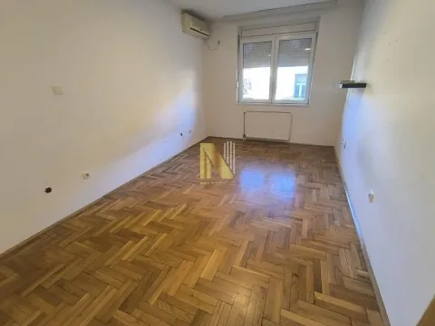 Sale, studio apartment, 23m², Betanija, Novi Sad Sve Podlokacije