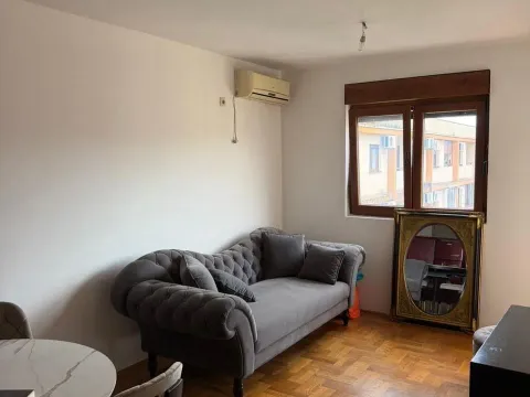 Prodaja, jednosoban stan, 37m², Stari Aerodrom, Podgorica - image 4