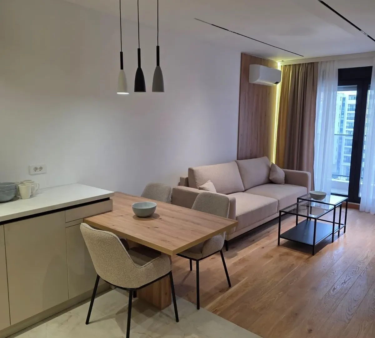 Izdavanje, jednosoban stan, 51m², City Kvart, Podgorica