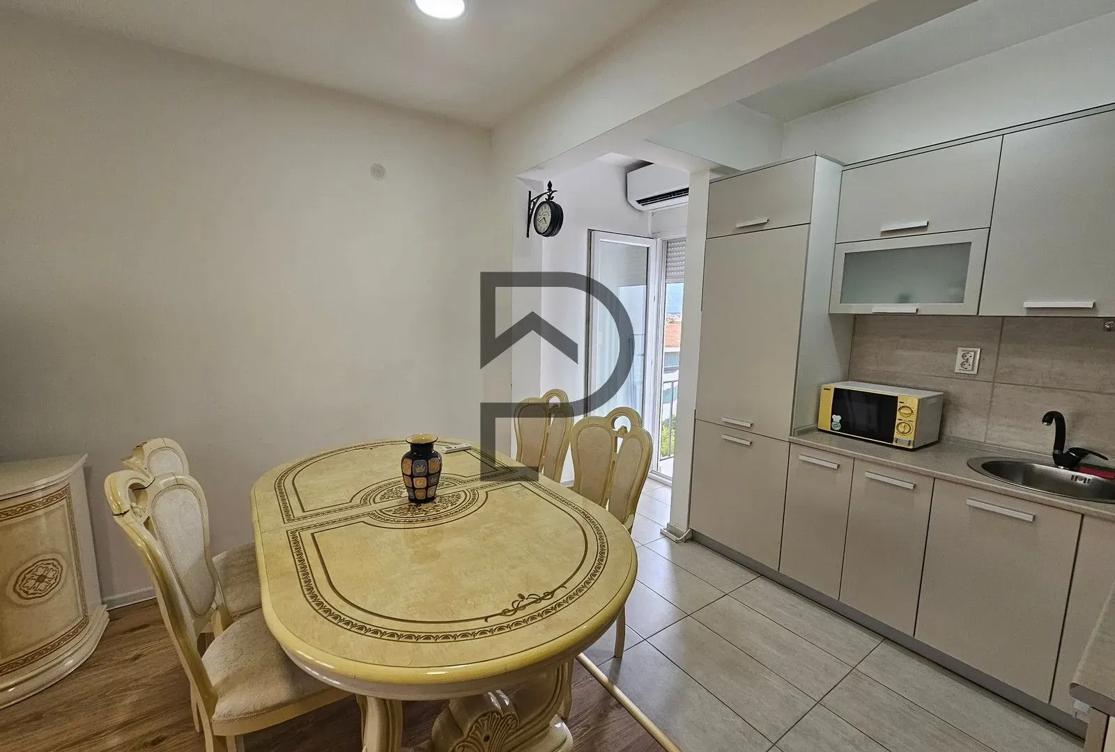 Rent, one bedroom apartment, 48m², Stari Aerodrom, Podgorica