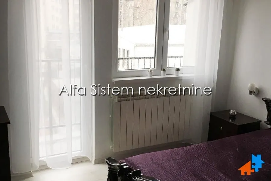 Izdavanje, trosoban stan, 68m², Stari Grad, Beograd
