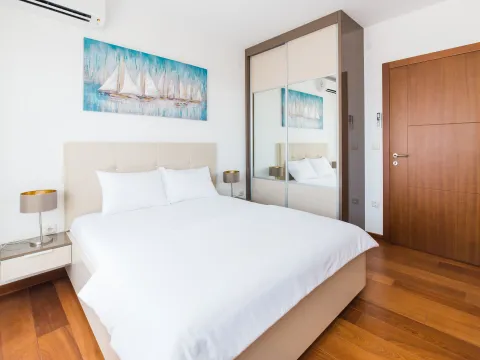 Sale, one bedroom apartment, 72m², Bečići, Budva - image 7