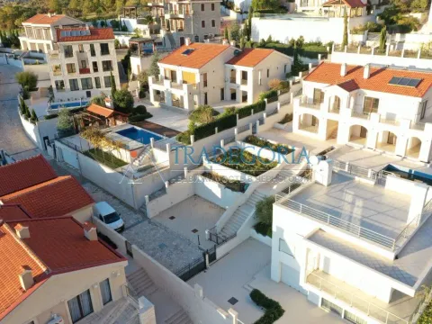 Prodaja, trosoban stan, 200m², Reževići, Budva - image 7