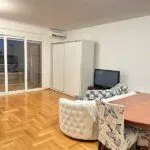 Izdavanje, jednosoban stan, 71m², Bečići, Budva - image 3