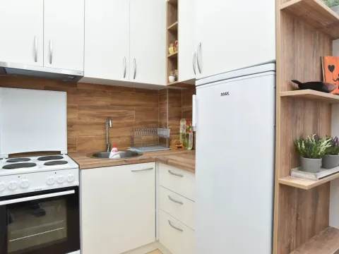 Rent, studio apartment, 30m², Bijeli Do, Budva - image 3