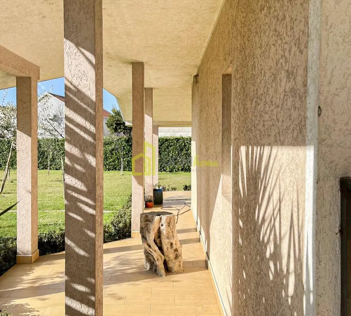 Sale, house, 128m², Centar, Bar