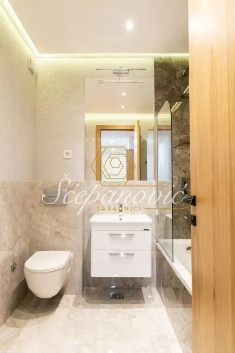 Sale, apartment, 159m², Crveni Krst, Beograd