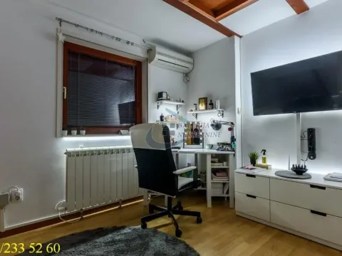 Prodaja, četvorosoban stan, 104m², Stari Grad, Beograd - image 14