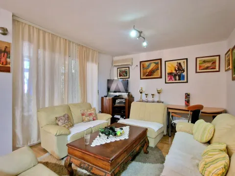 Sale, house, 165m², Bečići, Budva - image 4