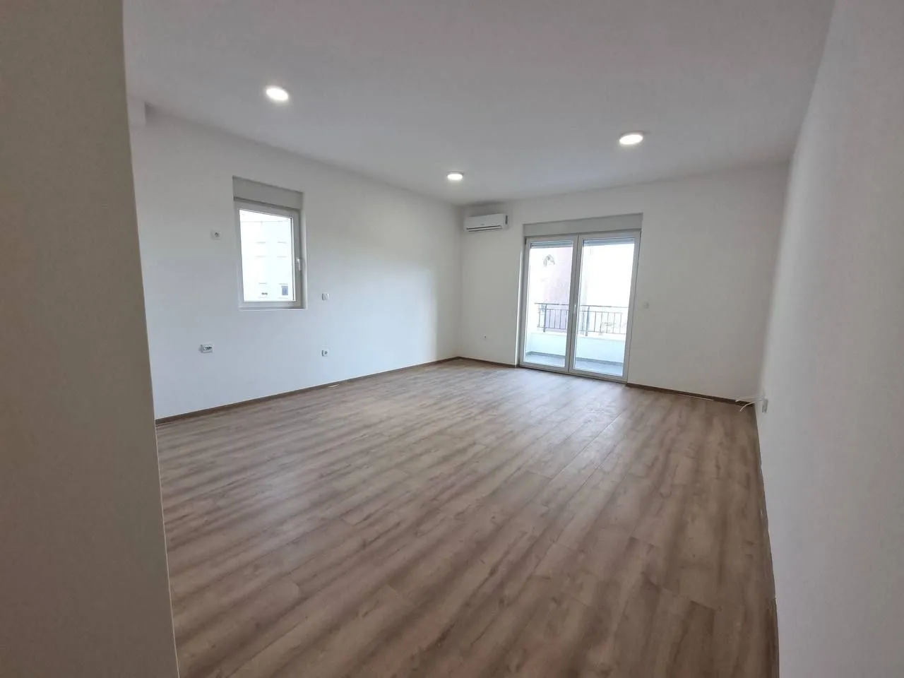 Sale, two bedroom apartment, 64m², Dubovica, Budva