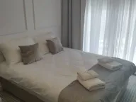 Prodaja, garsonjera, 35m², Centar, Budva - image 5