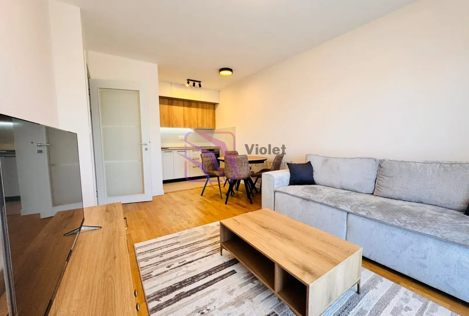 Izdavanje, jednosoban stan, 42m², Pobrežje, Podgorica