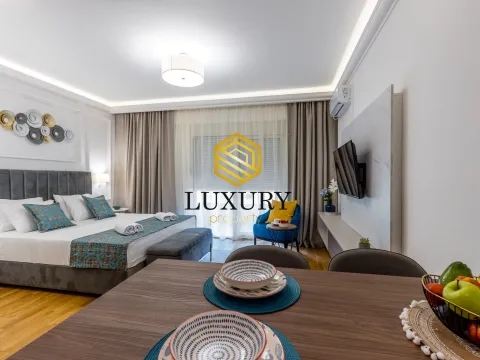 Sale, two bedroom apartment, 71m², Bečići, Budva - image 9