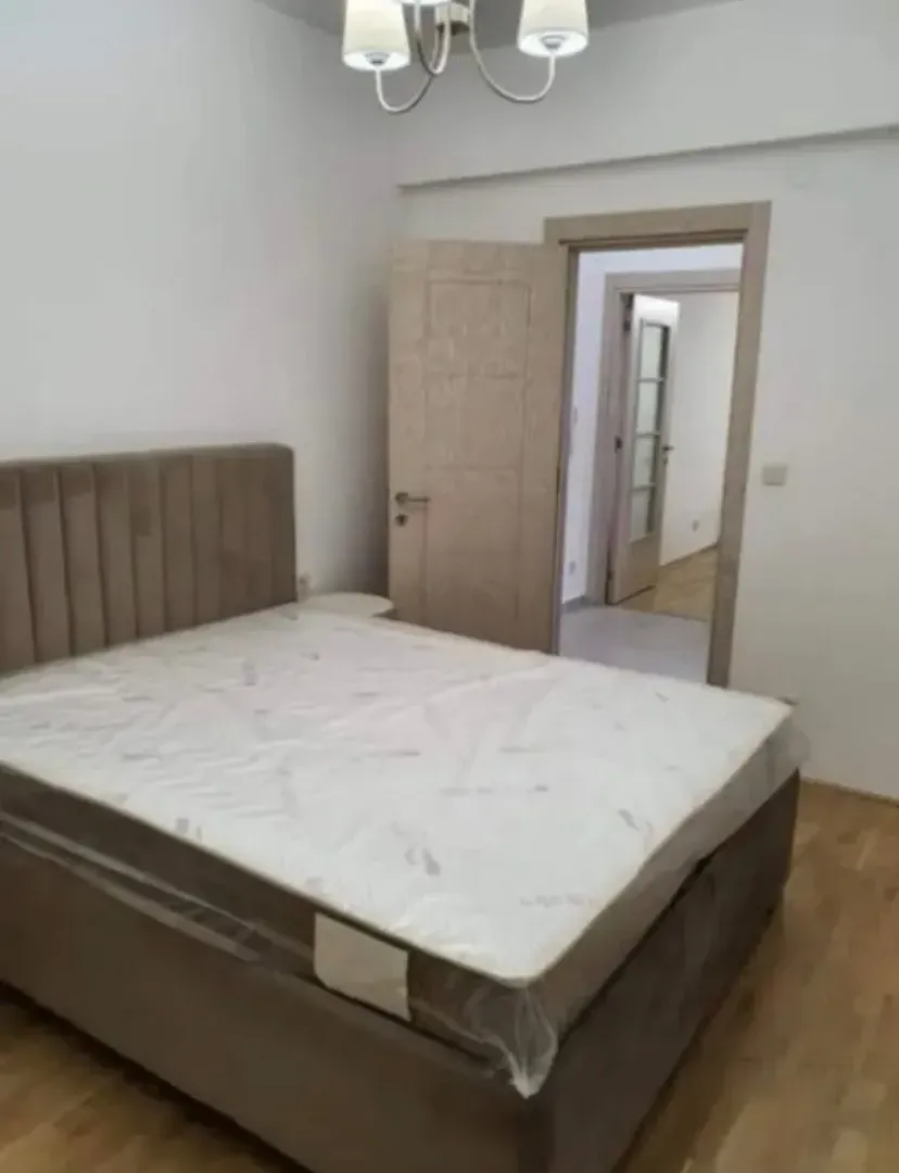 Izdavanje, jednosoban stan, 44m², Blok 6, Podgorica