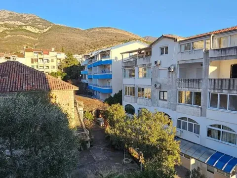 Sale, two bedroom apartment, 40m², Bečići, Budva - image 8