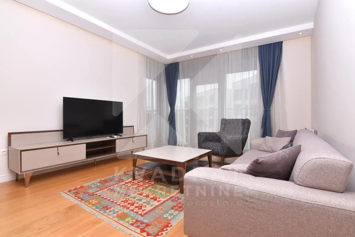 Izdavanje, jednosoban stan, 57m², Kruševac, Podgorica