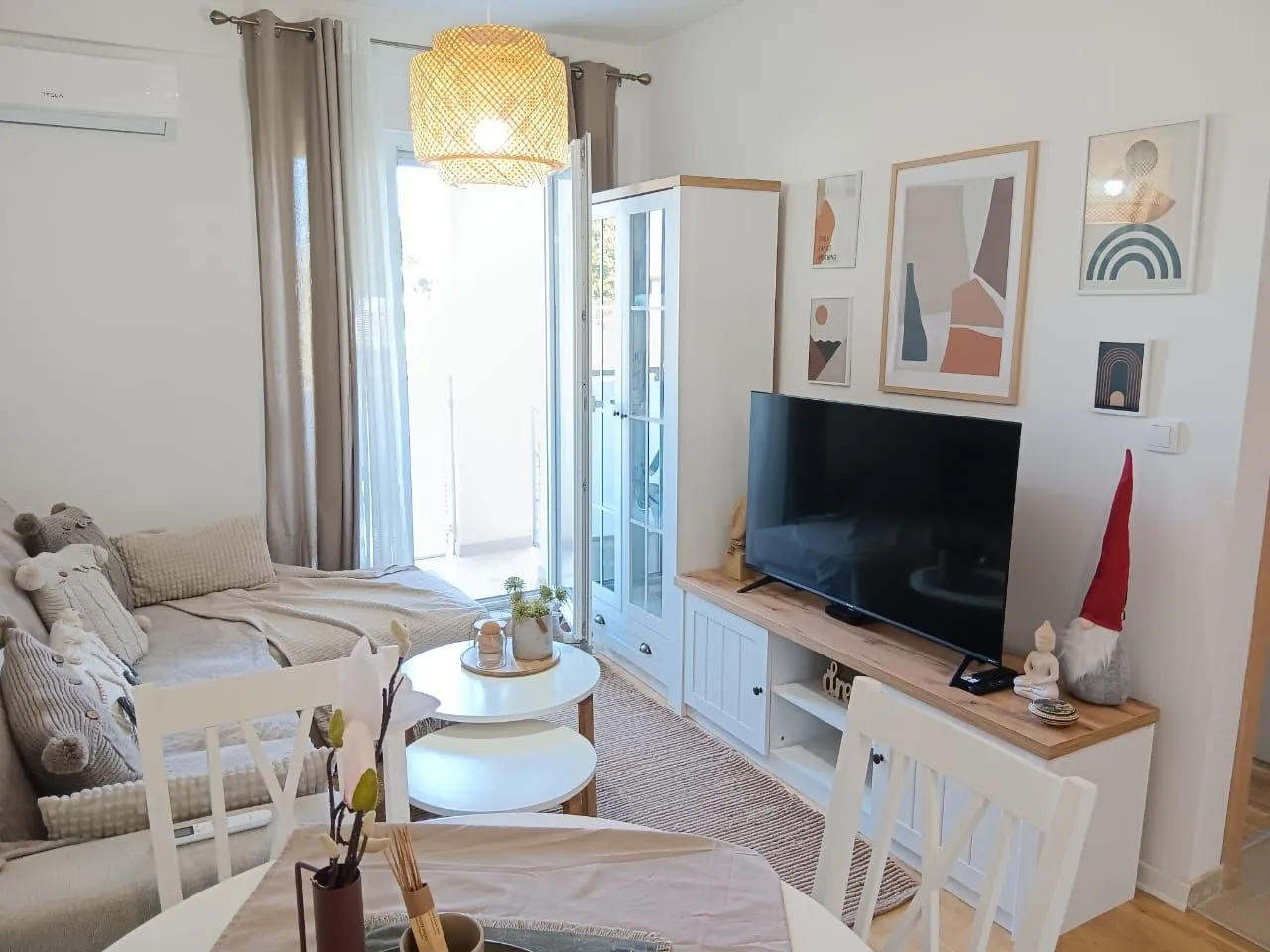 Izdavanje, jednosoban stan, 35m², Zabjelo, Podgorica